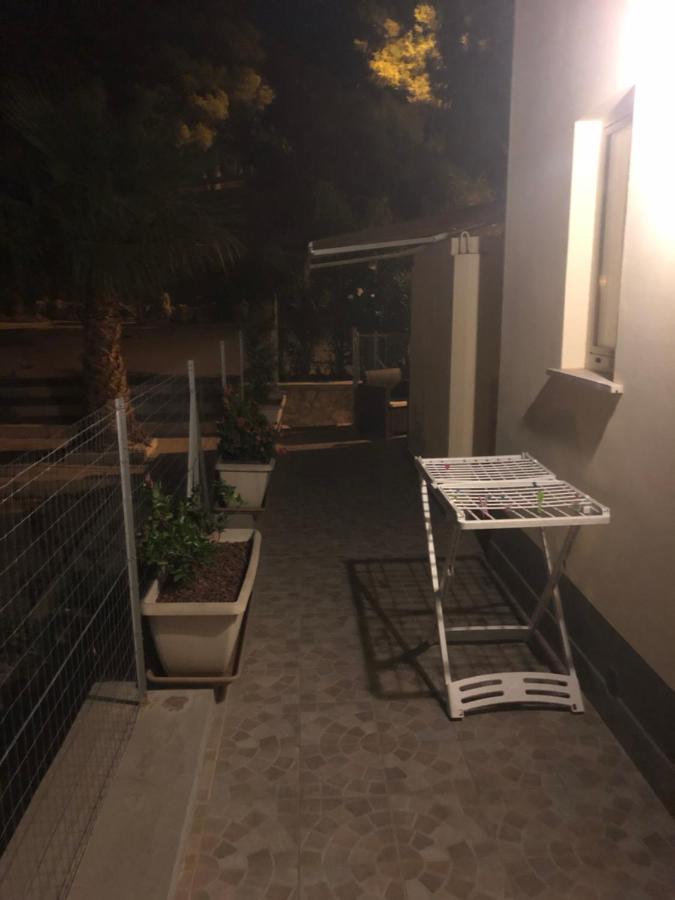 Casa Vacanza Nonna Sarina Кустоначи Экстерьер фото