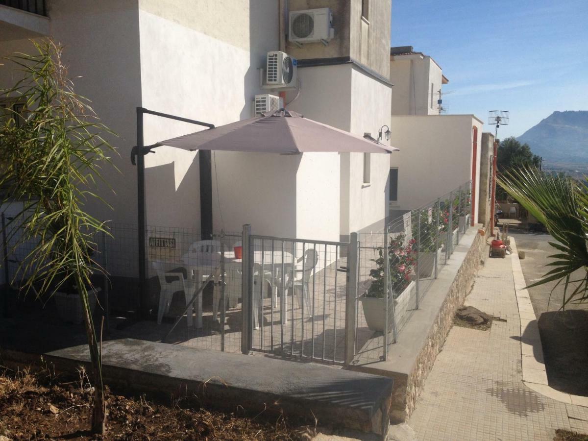 Casa Vacanza Nonna Sarina Кустоначи Экстерьер фото